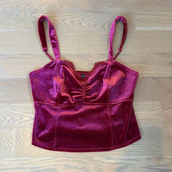 Abercrombie & Fitch Whimsigoth 90's Velvet Cropped Cami Tank Size Medium - Picture 1 of 8